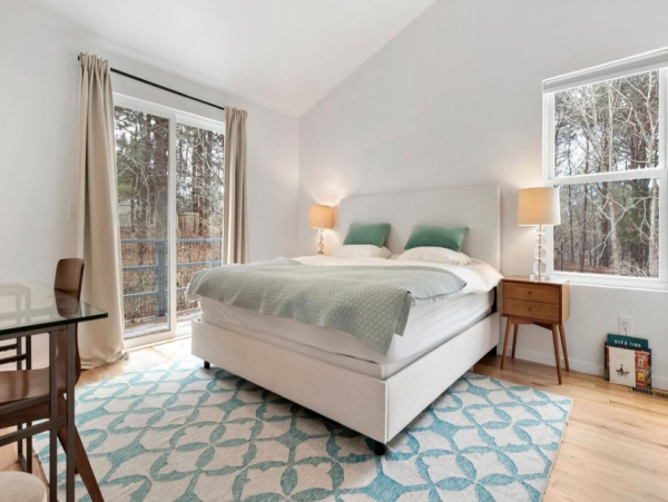 luxury Four_Bedroom Home in Southamptons - Perfect for Families